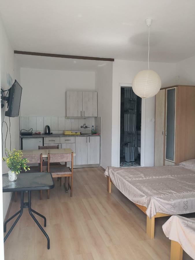 Zemunella Guest House Herceg Novi Szoba fotó